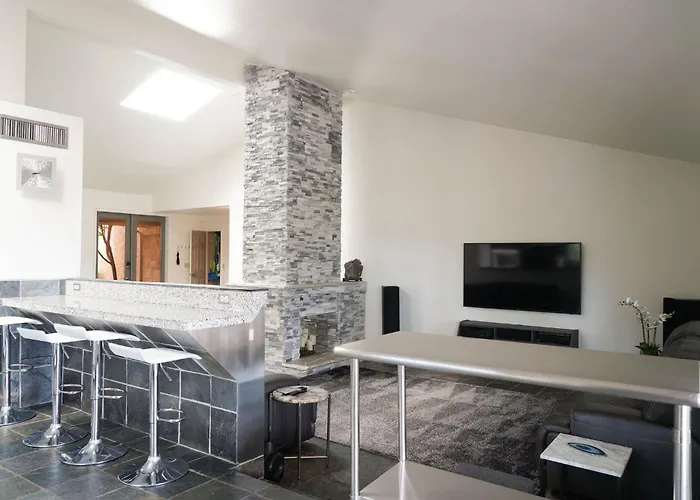 Close To Golf Nightlife And Hiking Game Holiday home Phoenix