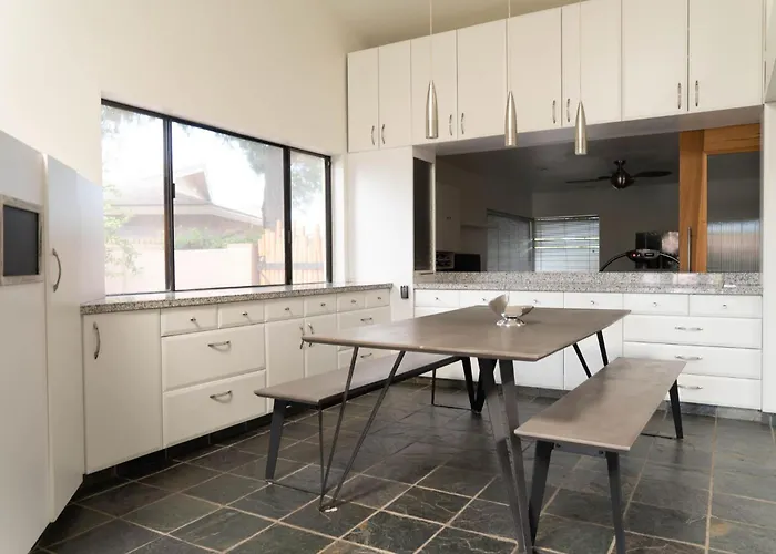 Close To Golf Nightlife And Hiking Game Holiday home