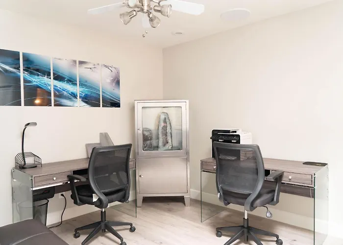 Close To Golf Nightlife And Hiking Game Holiday home Phoenix