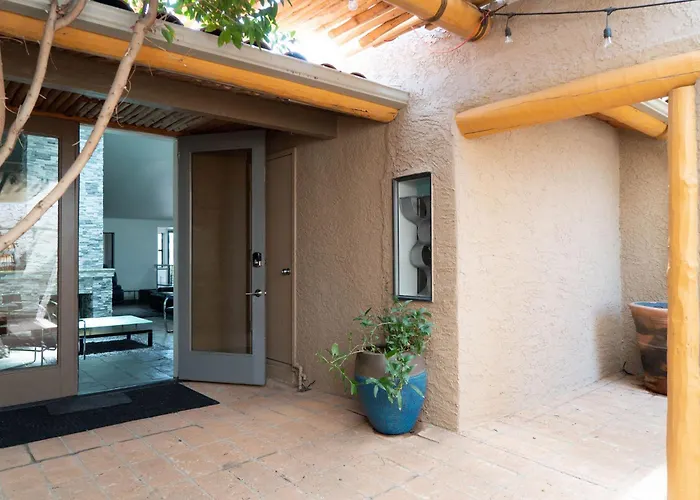 Close To Golf Nightlife And Hiking Game Holiday home Phoenix